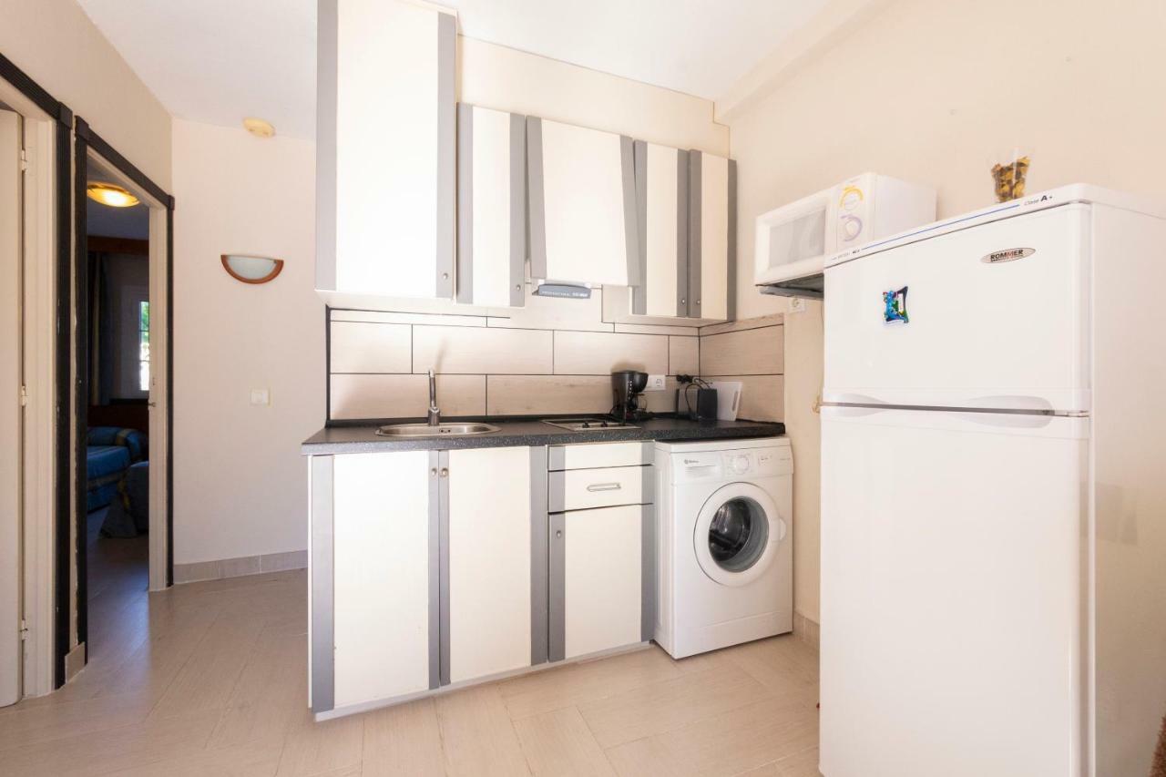 Apartamento En Cala'N Bosch - Cap D'Artrutx Apartment Exterior photo