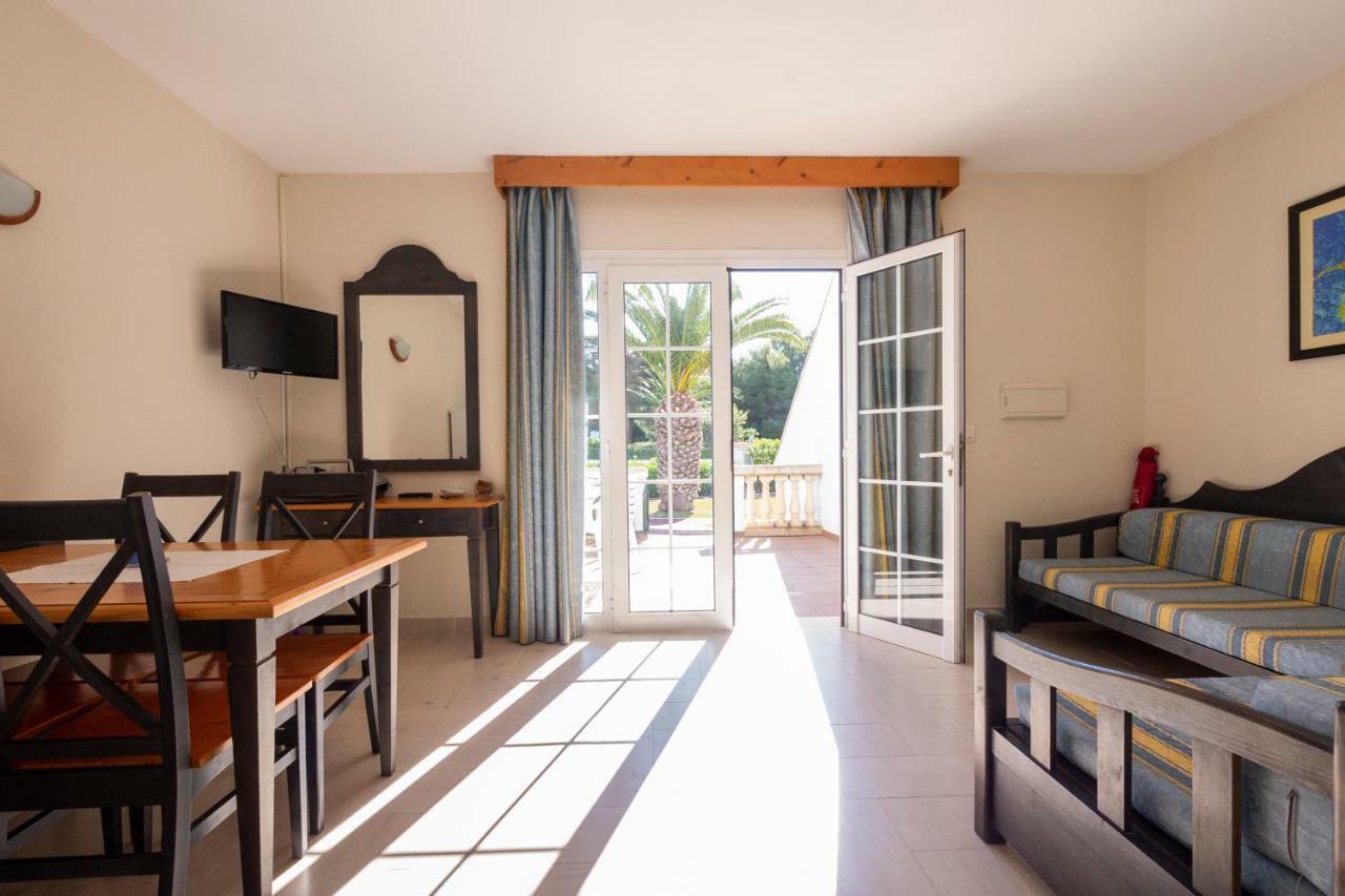 Apartamento En Cala'N Bosch - Cap D'Artrutx Apartment Exterior photo