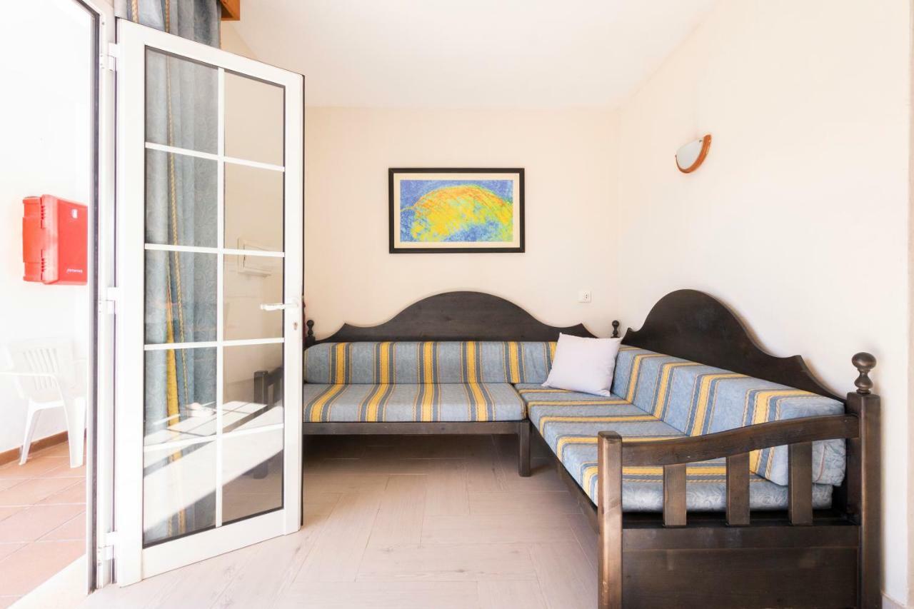 Apartamento En Cala'N Bosch - Cap D'Artrutx Apartment Exterior photo